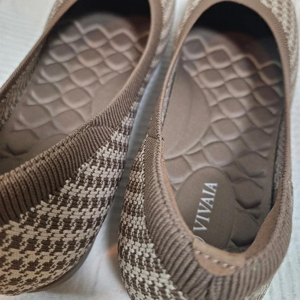 Vivaia‎ Clair Walker Houndstooth Flats Sz 42 10.5 Espresso Tan Ivory Shoes